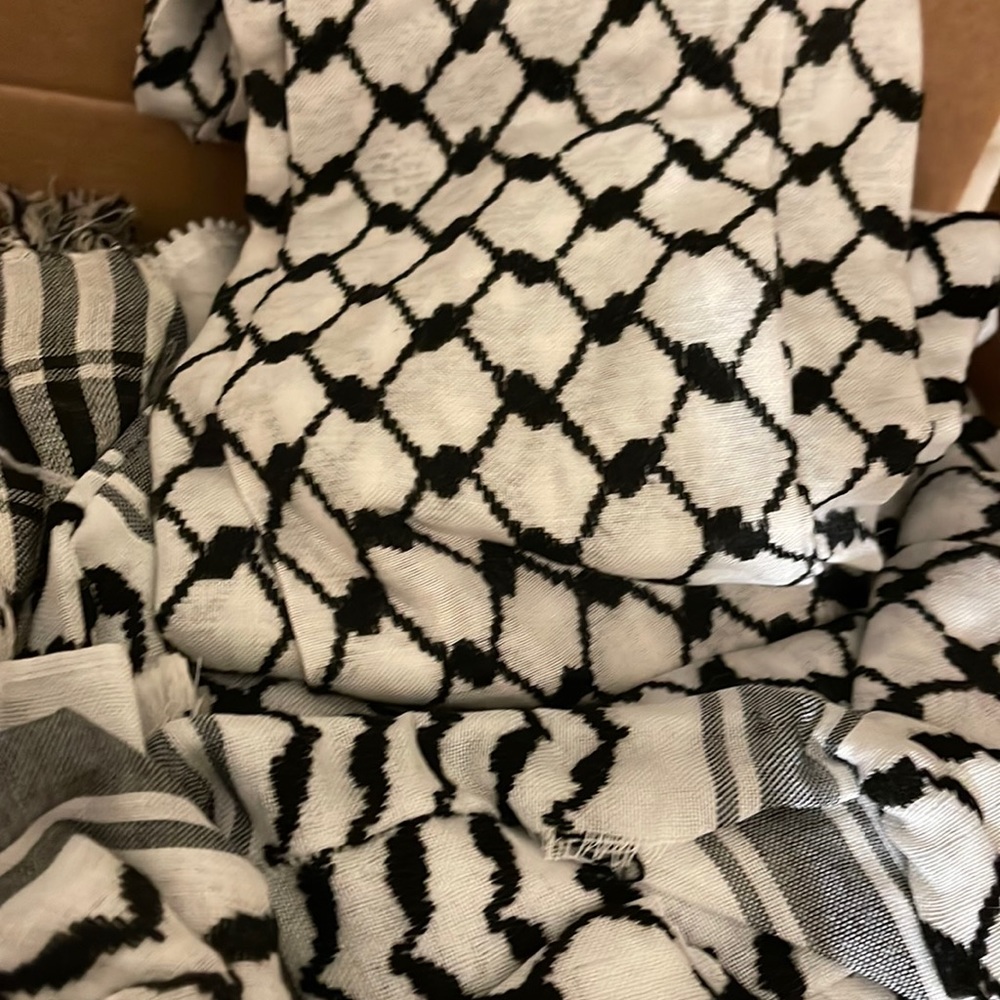 Kuffiyeh neck scarfs (not full kuffiyeh)